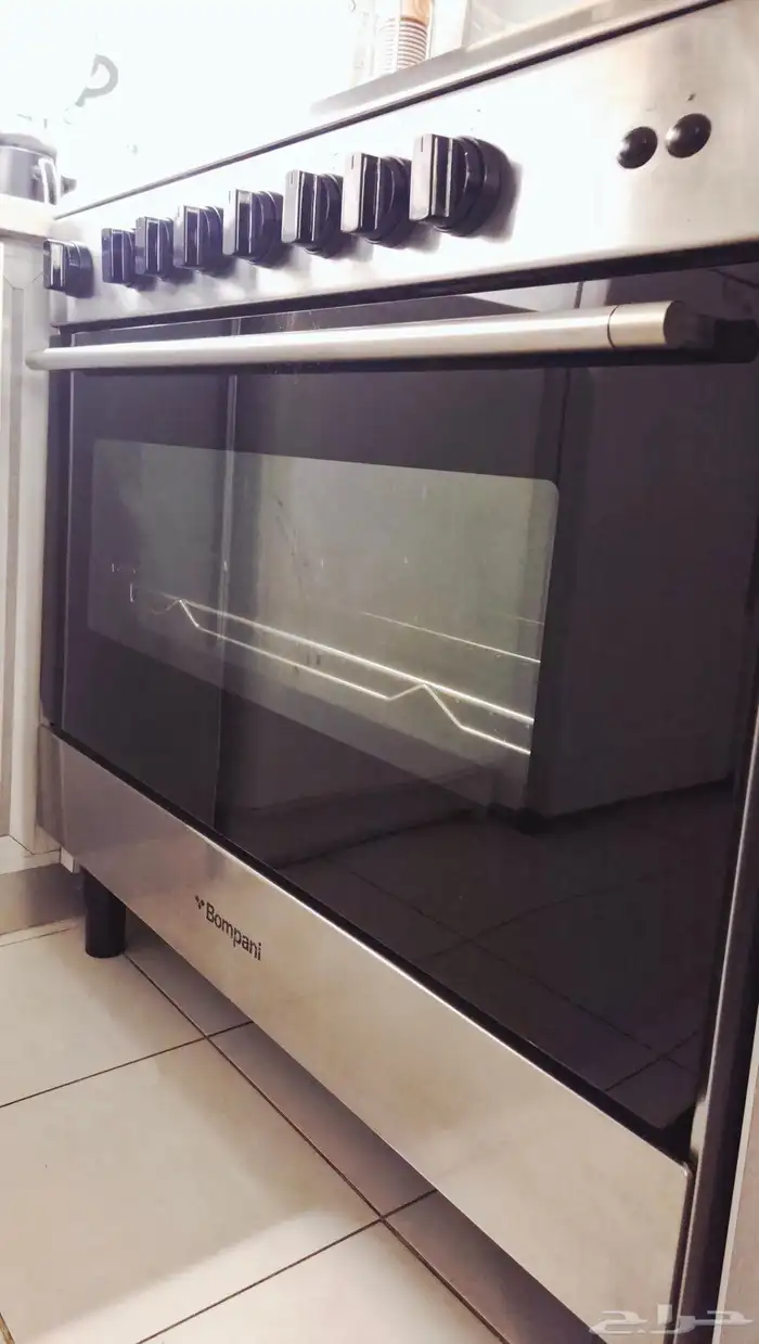 طباخ وفرن ماركة أيطالية Bompani oven 0