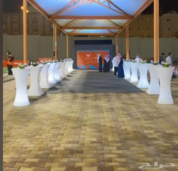 تأجير كوشات مداخل مرايات عقود ورد منسقين كراسي طاولات زل 15