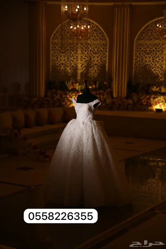 فستان عروس للبيع مع ملحقاته 1