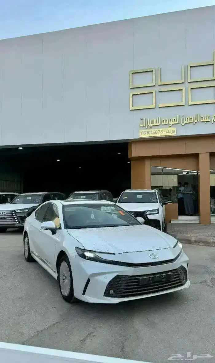 تويوتا كامري LE 2025 نص فل 0