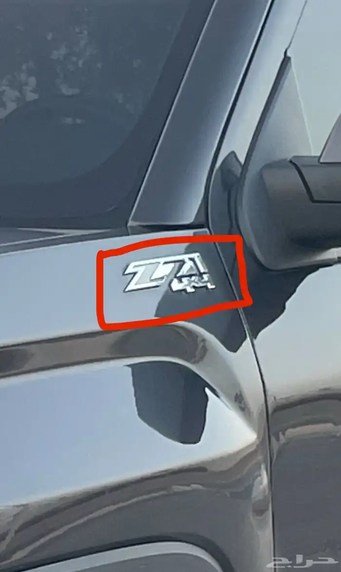 طقم علامة Z71 سييرا 2014 - 2018 1