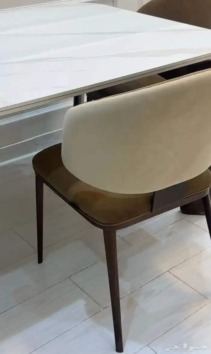 طاولة طعام 10 كراسي 1