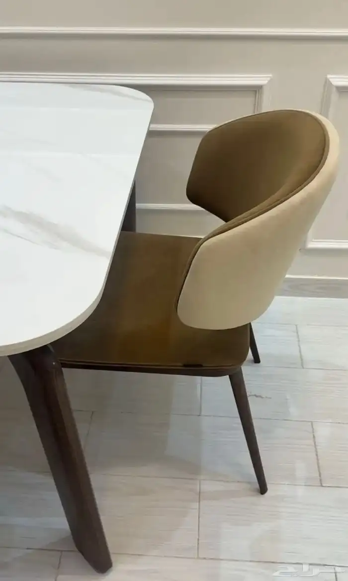 طاولة طعام 10 كراسي 4