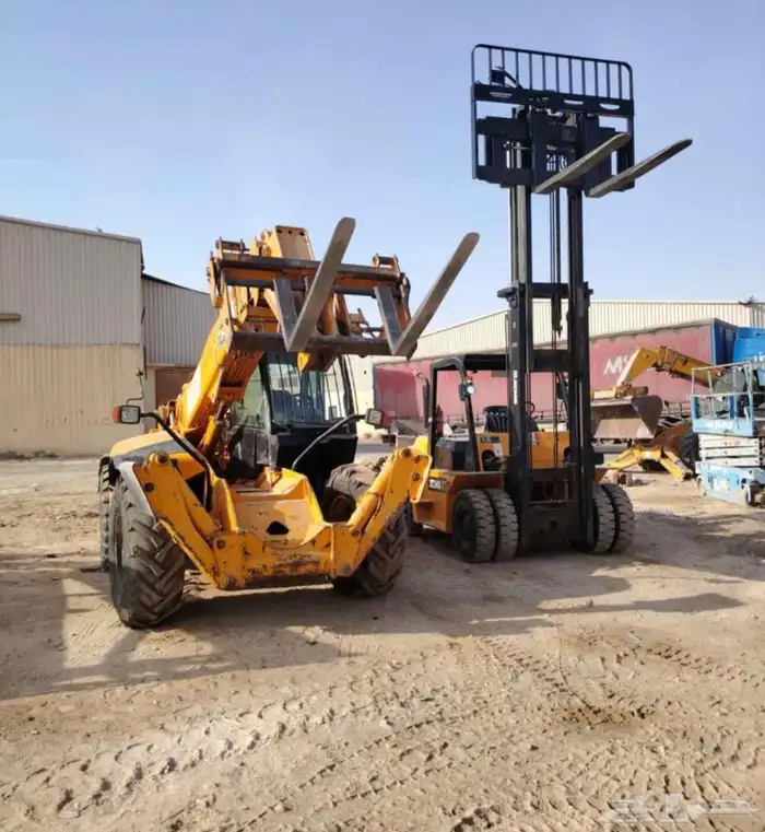 رافعه شوكيه فوركلفت سكينه كرينات للايجار الشهري وليومي 6