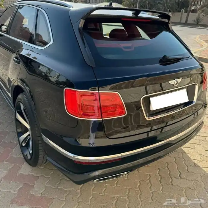 بنتلي بنتياقا 2017 5