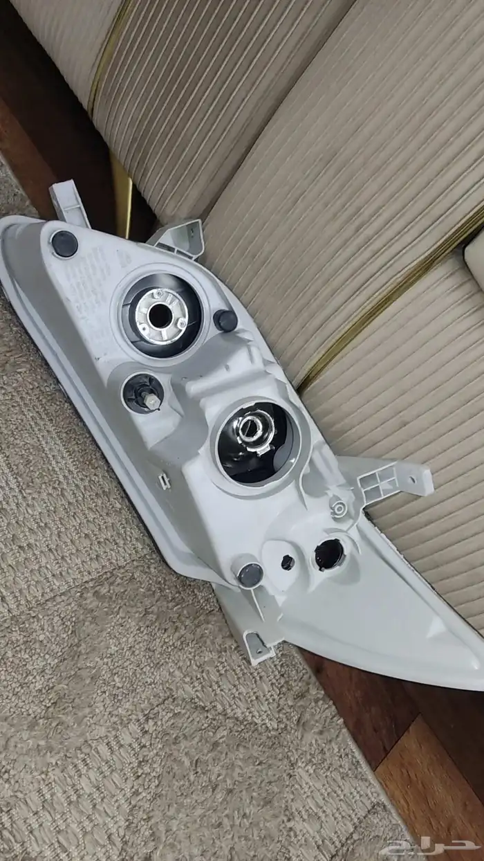 بيع شمعات صيني و غطايات كشافات كامري 2007 -2009 1