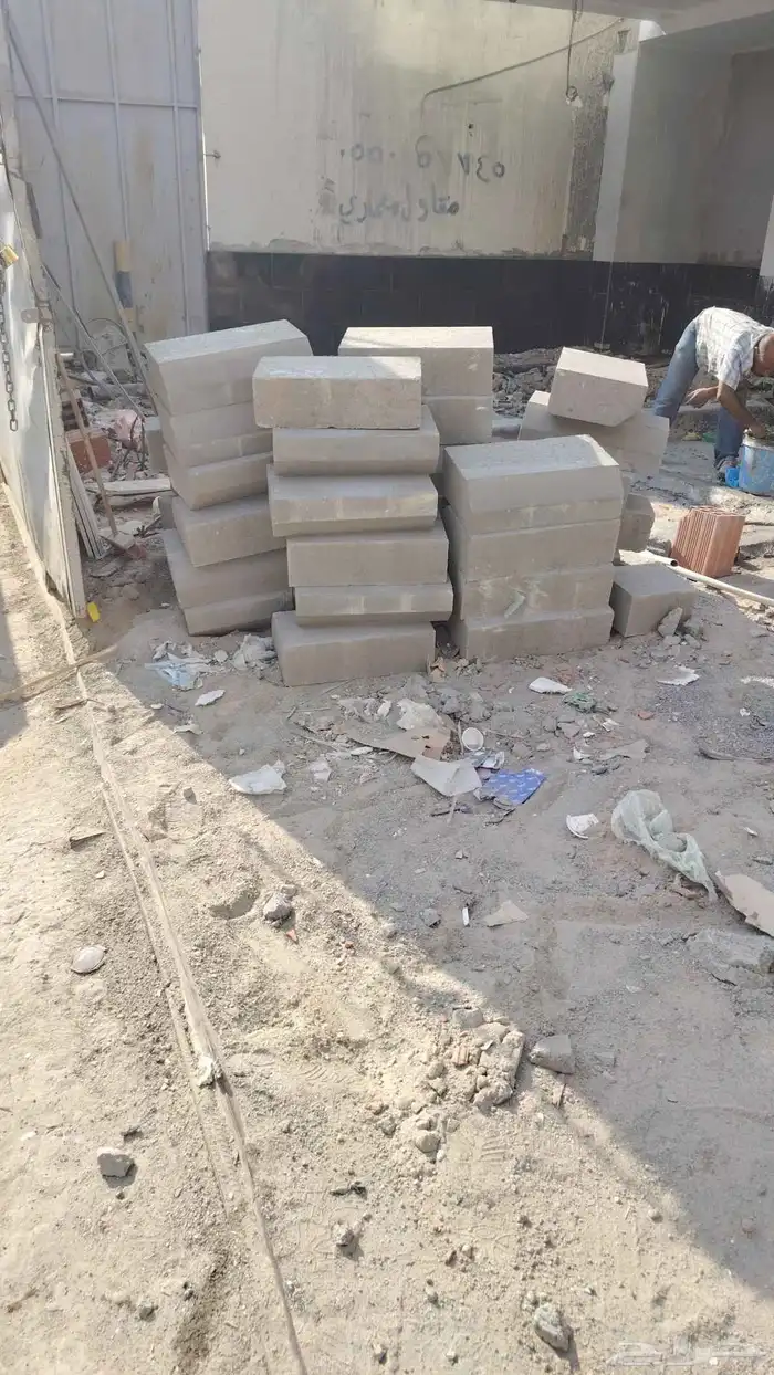 قلاب توريد اسمنت بطحاء شرطة بطحاء الرياض طوب صقير بلك احمر 2