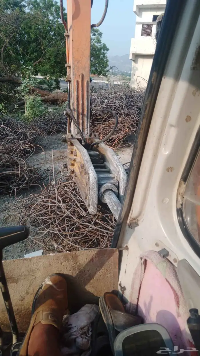 معدات للايجار بوكلين شيول قلابات هدم جميع المباني شراء سكراب 5