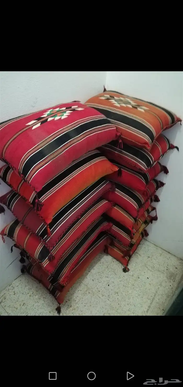 مساند ظهر تراثية او جلسه تراثية و منقل 1