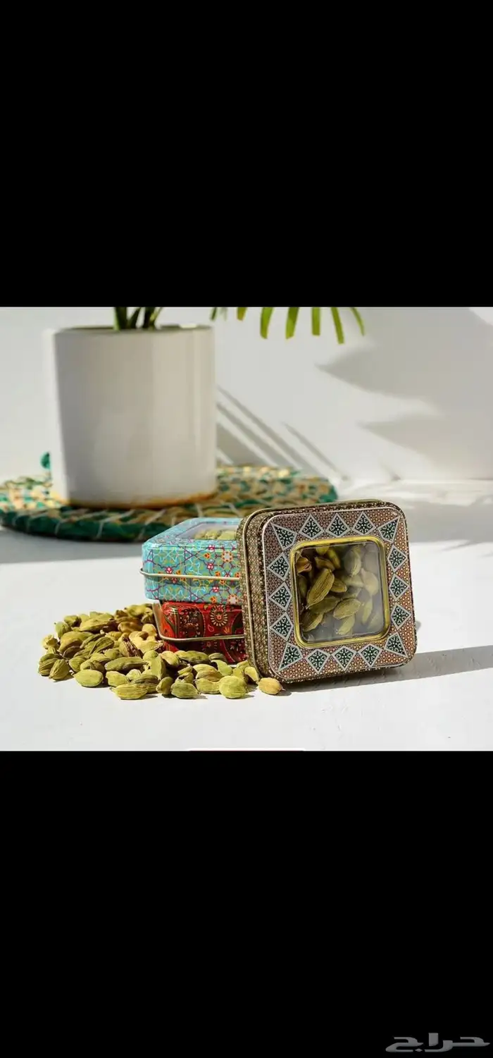 علب الزعفران فارغه 14