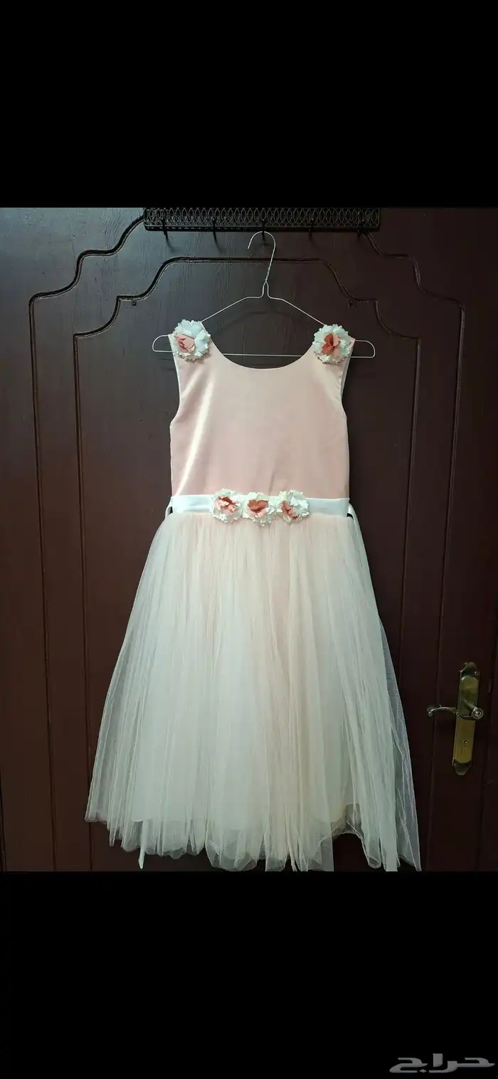 فساتين للبيع 1