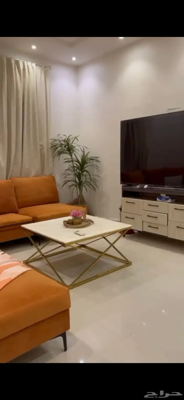 شقه مؤثثه غرفه وصاله بحي العارض الرياض 0