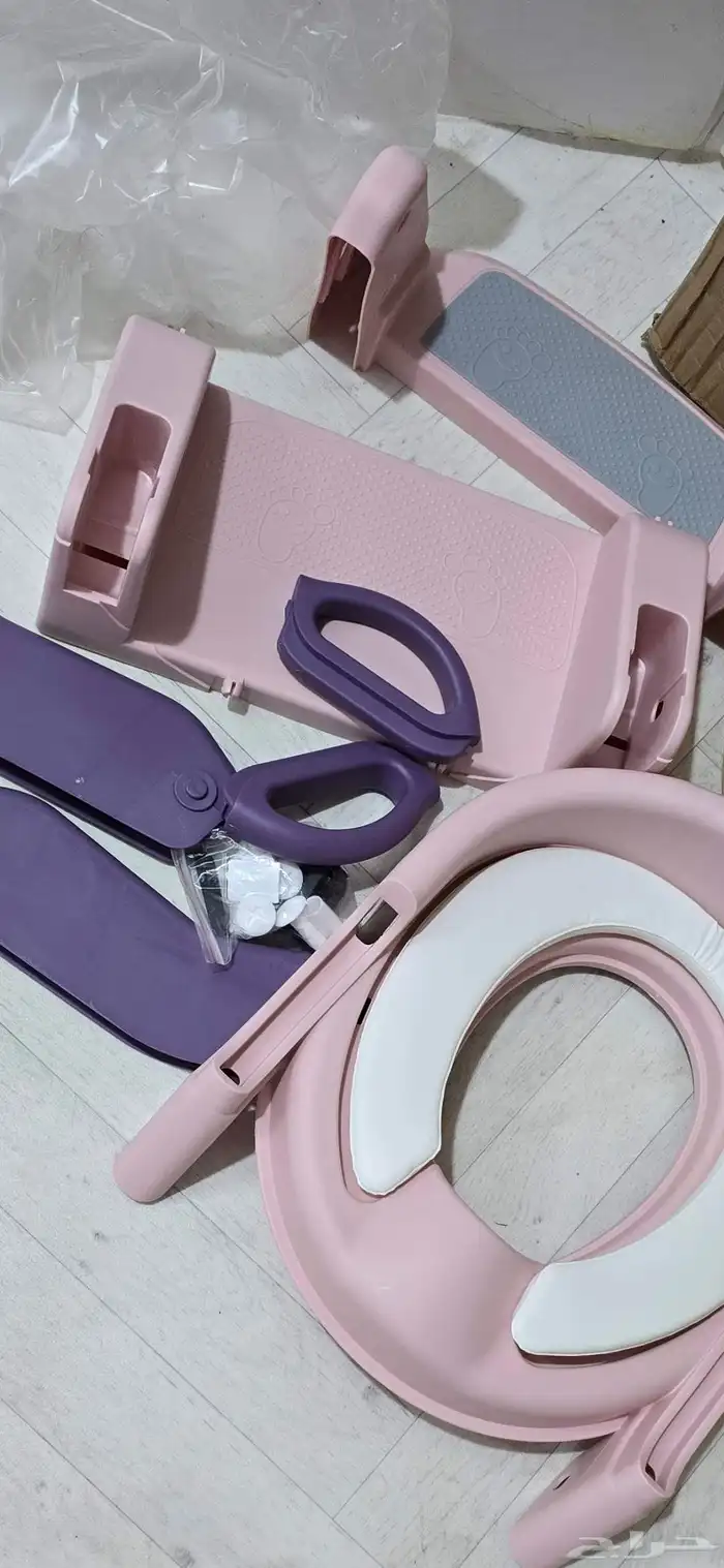 مقعد مرحاض للأطفال الصغار مع سلم 2