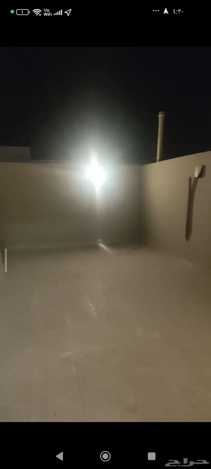 شقه جديده بالندوه اربع غرف وصاله مدخلين للايجار 1