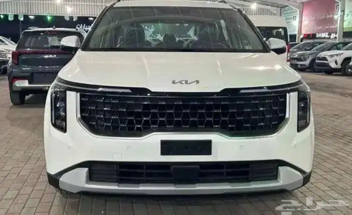 كيا كرنفال نص فل 2026 3
