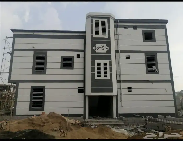 معلم لياسه ملونه وكسر رخام 2