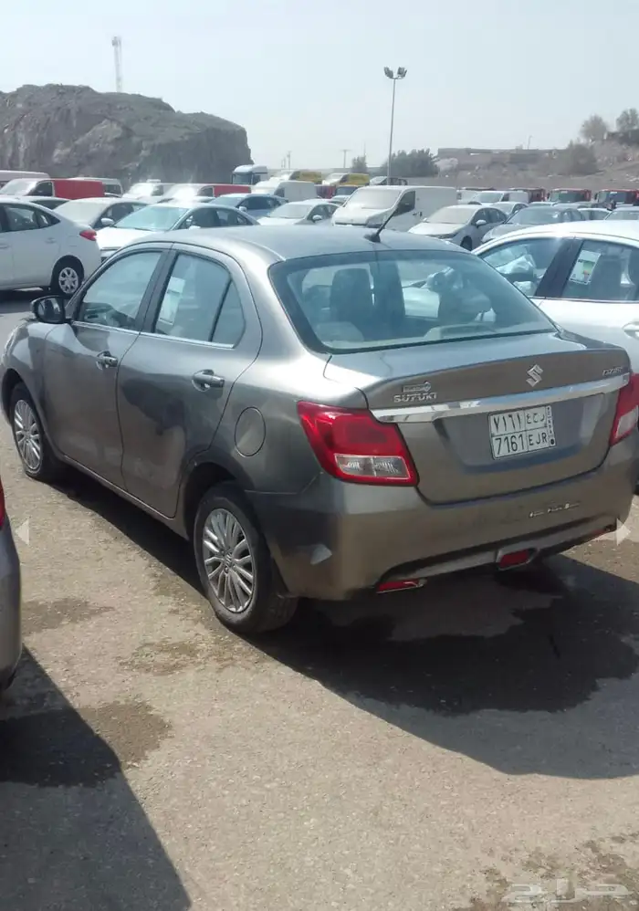 سزوكي ديزاير 2023 3