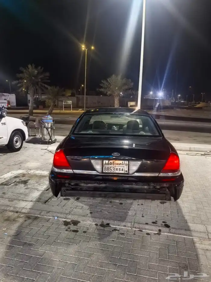 فورد فكتوريا 2004 5