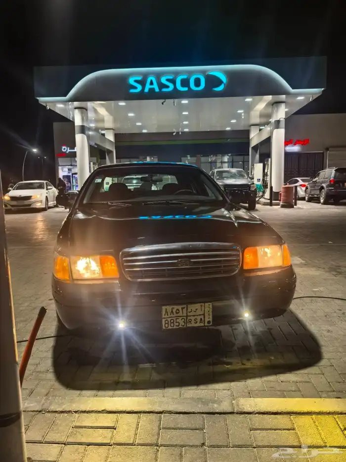 فورد فكتوريا 2004 6