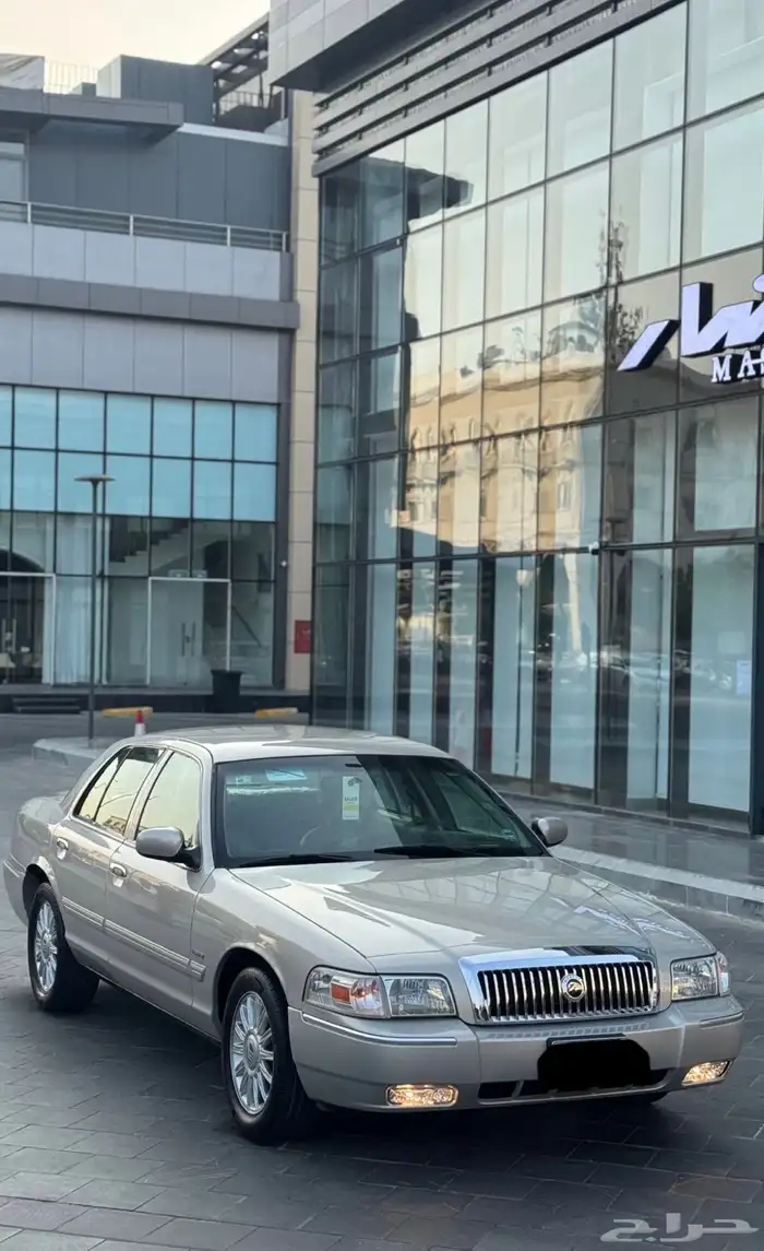 للبيع فورد جراند ماركيز 2010 فل كامل امريكي 10