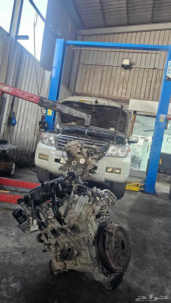 مكينة لاندكروزر 2010 V6 وكالة شد بلد مفكوكه من سيارة حديثة 4