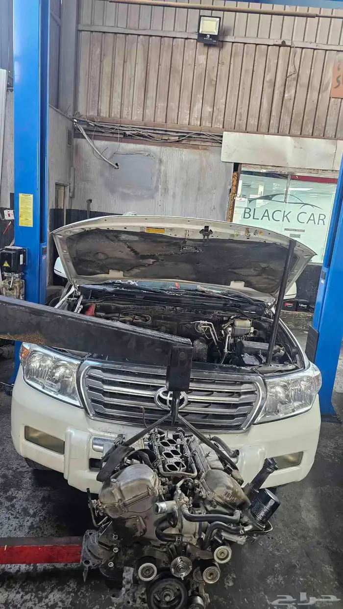 مكينة لاندكروزر 2010 V6 وكالة شد بلد مفكوكه من سيارة حديثة 5