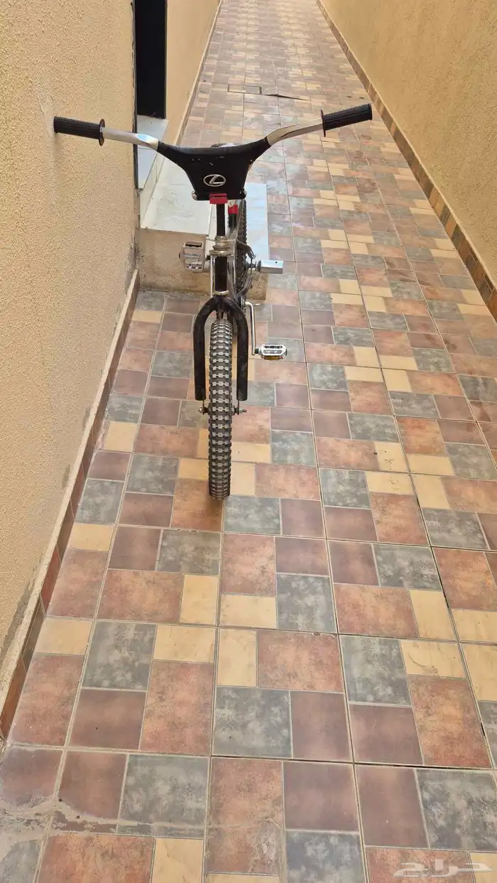 سيكل كوبرا مقاس 20 عليه جنزير دباب 1