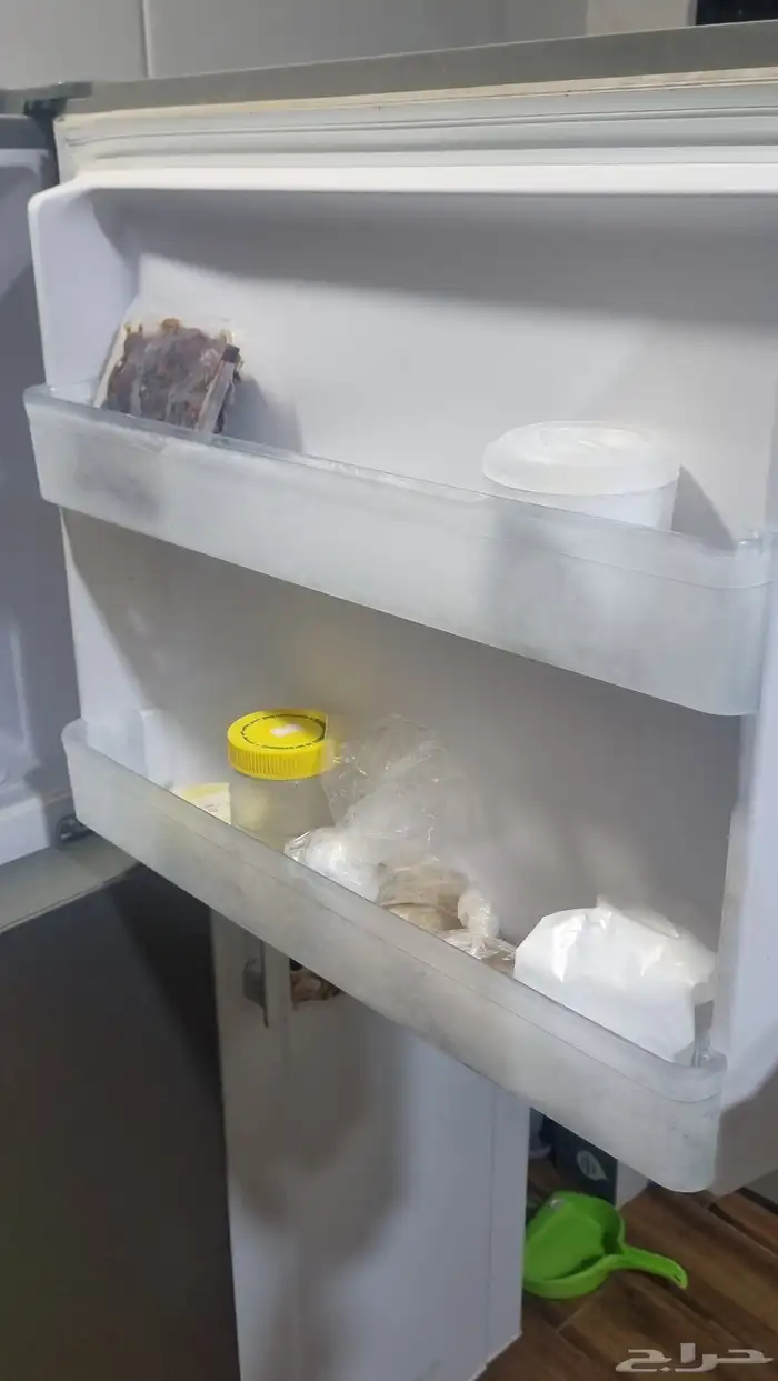 ثلاجة هيتاشي 2