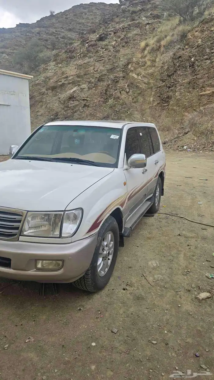 صالون تيوتا جي اكس ار 2