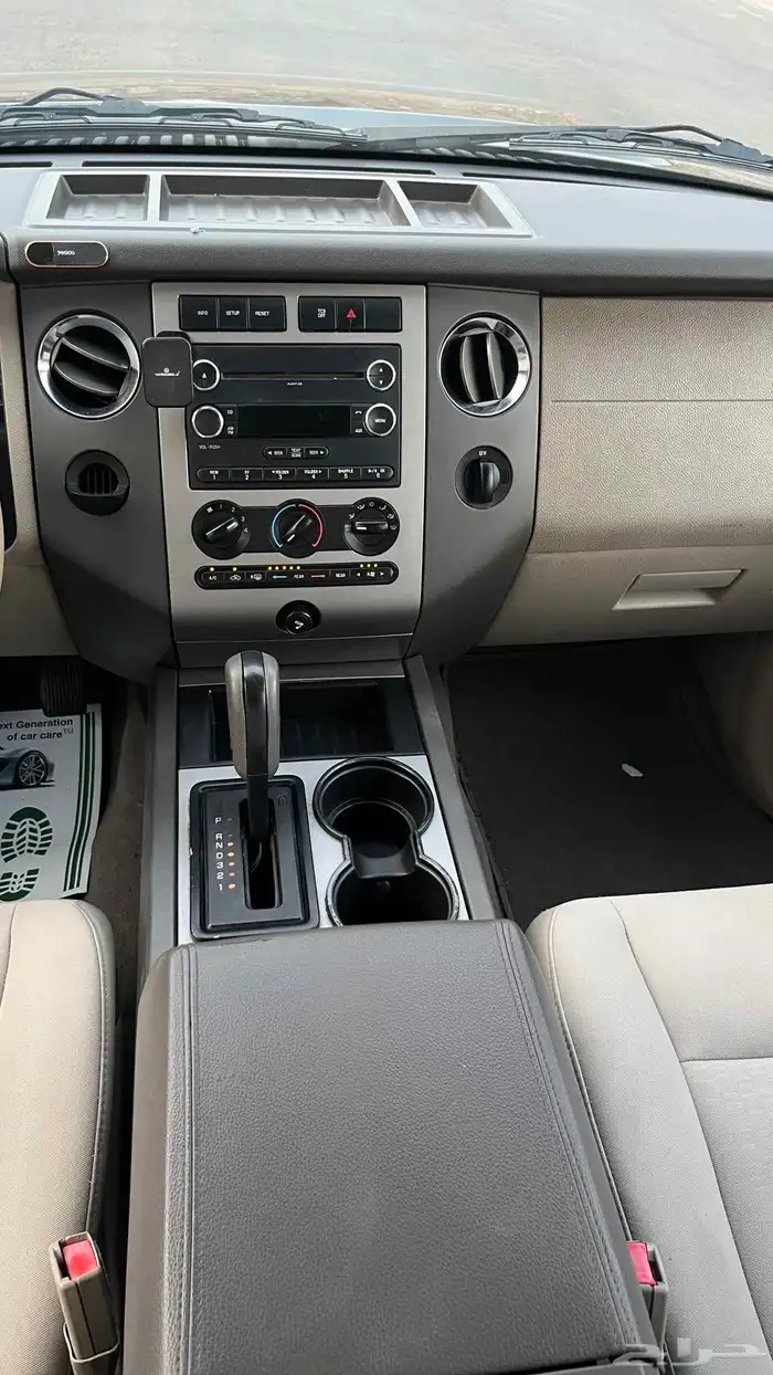 فورد اكسبيدشن 2014 10