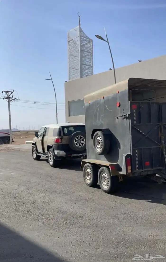 عربة نقل خيل 0