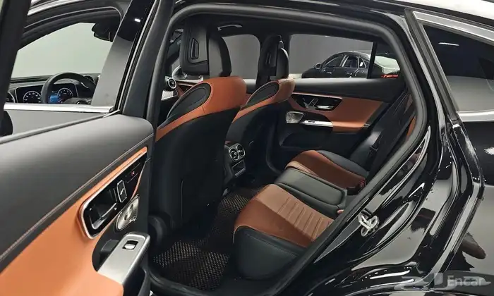 GLC-Class X254 GLC300 4MATIC كوبيه 12