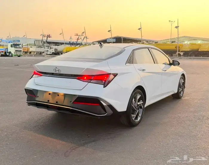 هونداي النترا 2025 ( جديده ) فل كامل للبيع 3