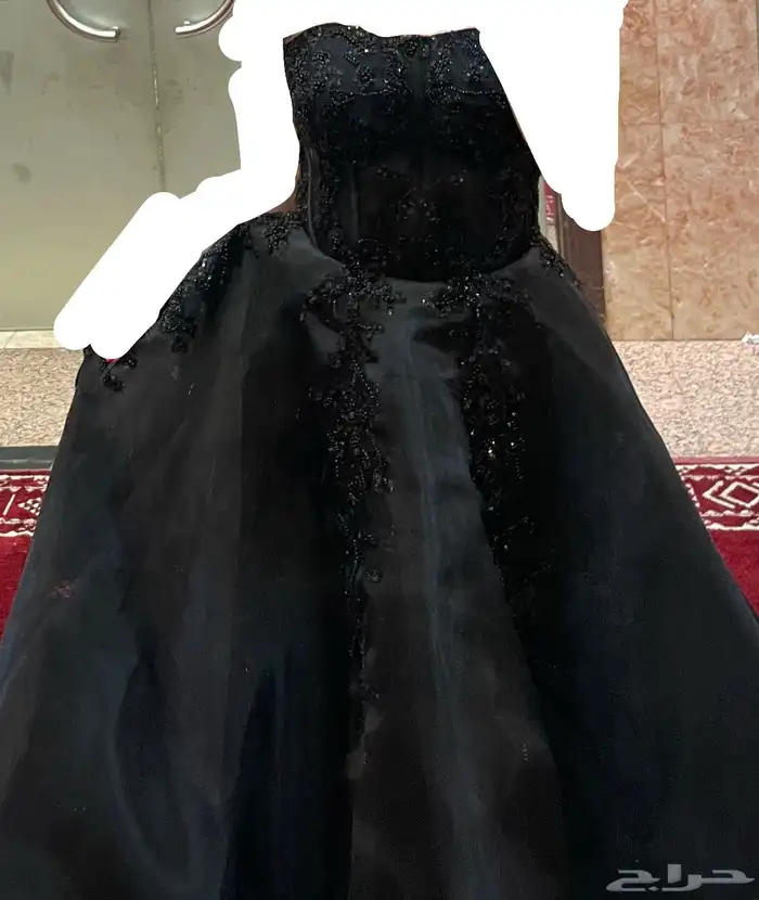 فستان اسود مستعمل للبيع 0