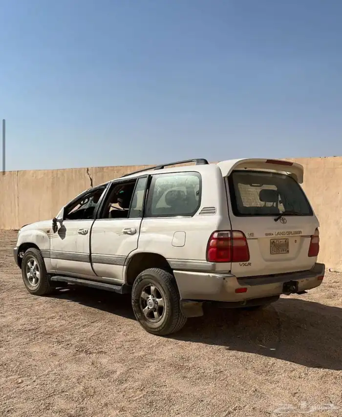 للبيع جيب صالون vxr مقلوب 6