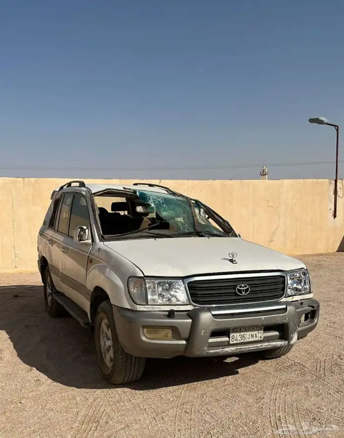 للبيع جيب صالون vxr مقلوب 4