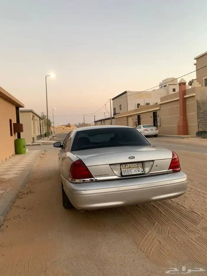 فورد فكتوريا للبيع على السوم رش تندا و كبوت موديل 2006 5