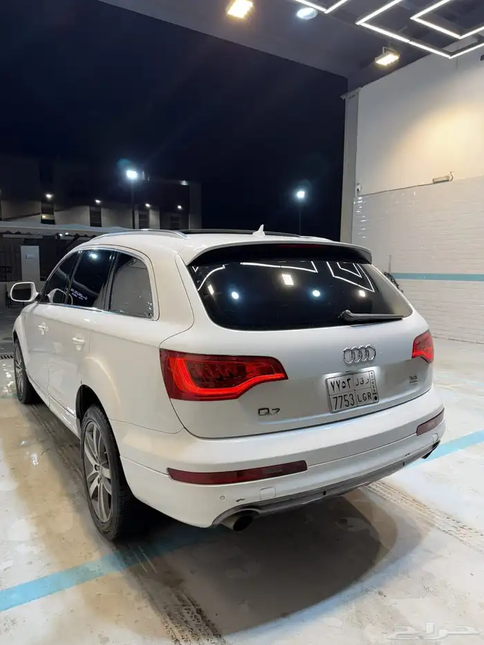 اودي Q7 2010 1