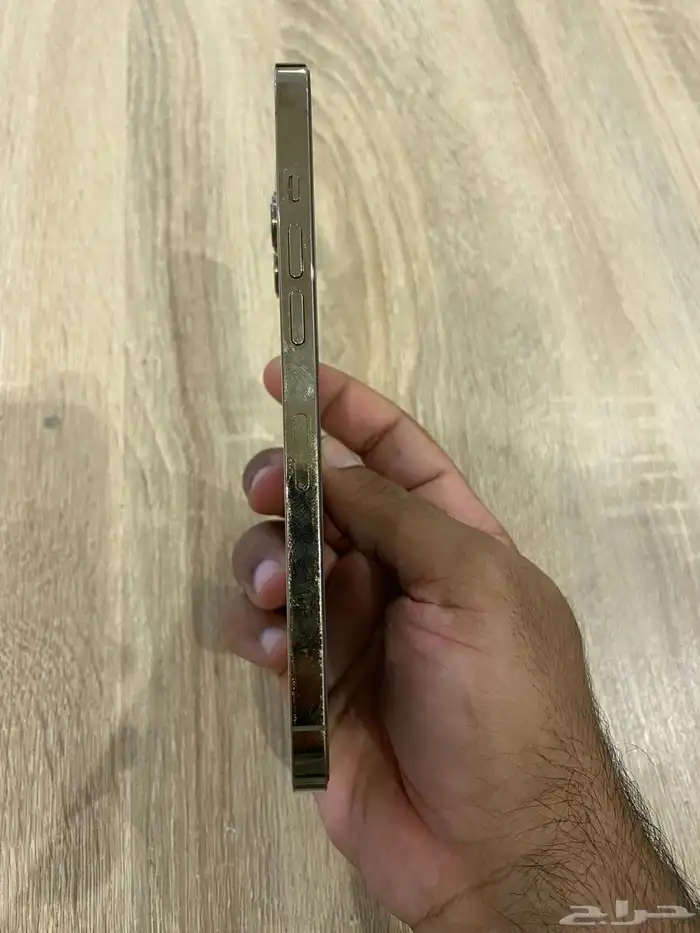 ايفون 12 pro max 4