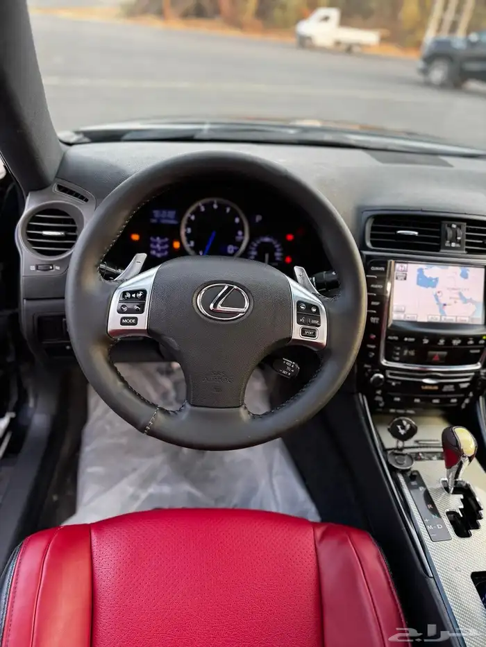 لكزس IS-F 2012 V8 6