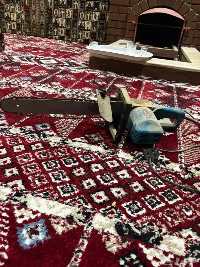 منشار كهربائي شغال استخدام اقل من شهر 1