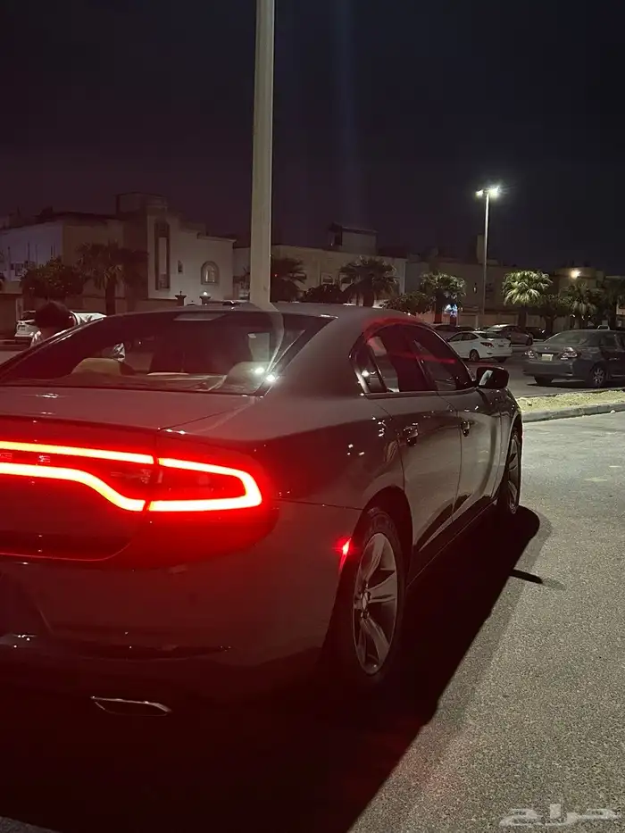 تشارجر 2019 SXT للبيع 5