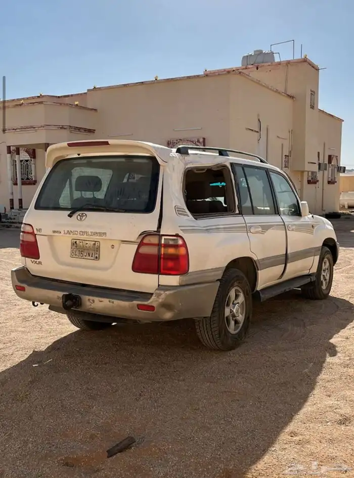 للبيع جيب صالون vxr مقلوب 7