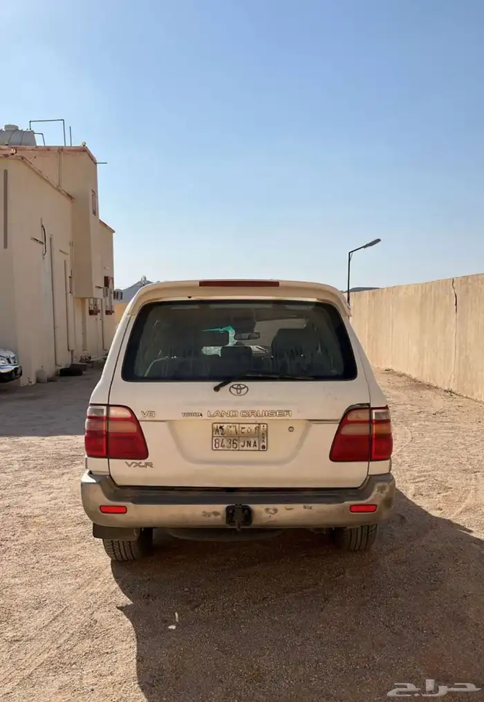 للبيع جيب صالون vxr مقلوب 8