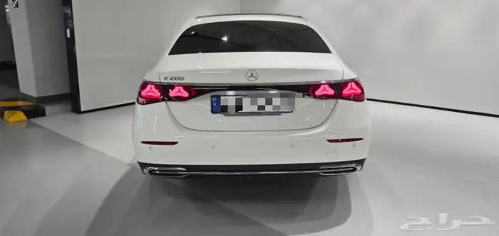 Merceds 2025 E200 12