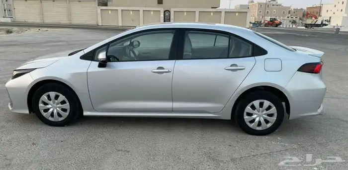 للبيع كورولا مديل 2024 نظيف 11