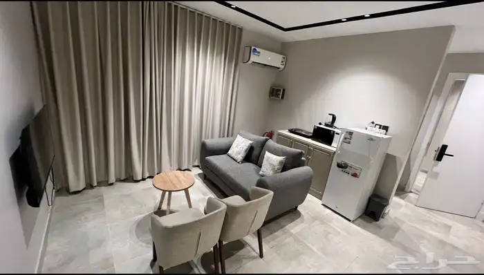 شقة مؤثثة تأثيث فاخر للإيجار الشهري بالدمام حي الزهور 1