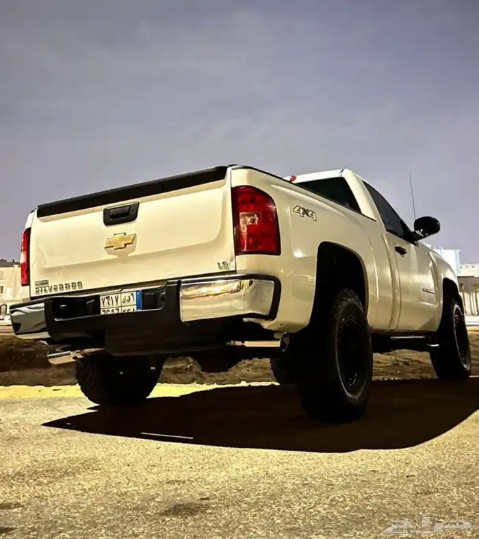 سلفرادو 2011 LS دبل ارضي 20