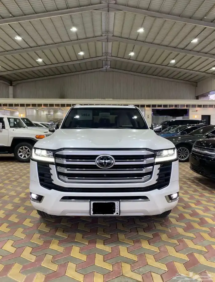 لاندكوزر 2024 VXR سعودي فكسار 1