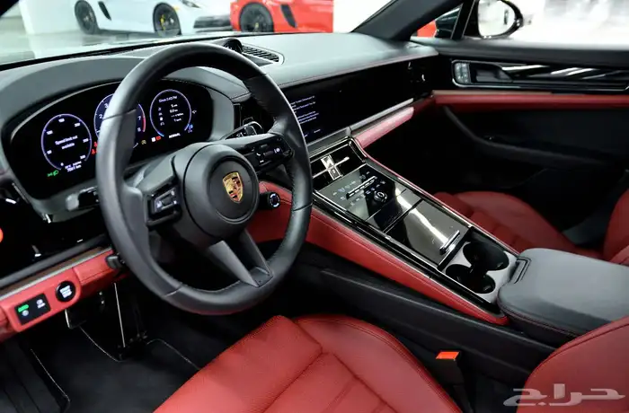 2024 Porsche Panamera 4 8